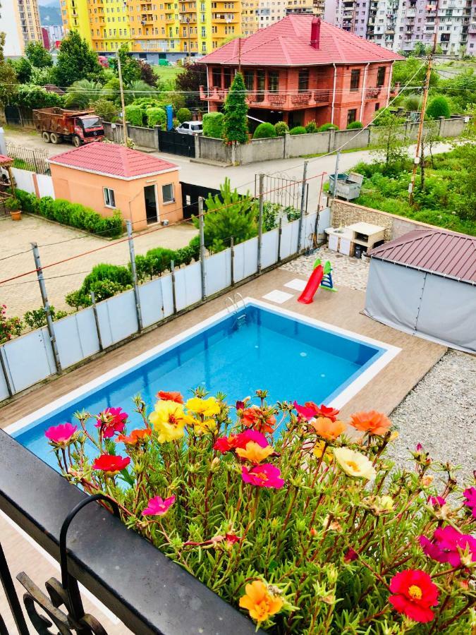 #Home-11 Batumi Exteriör bild