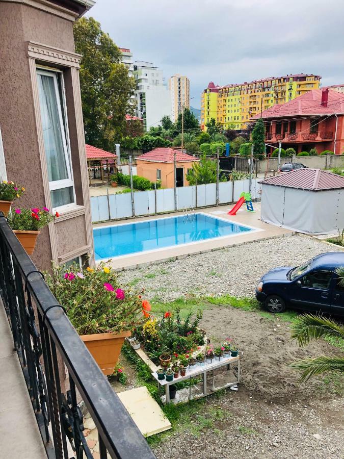 #Home-11 Batumi Exteriör bild