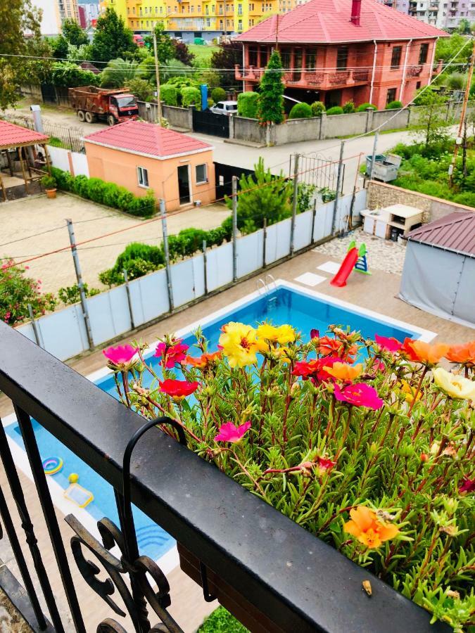 #Home-11 Batumi Exteriör bild