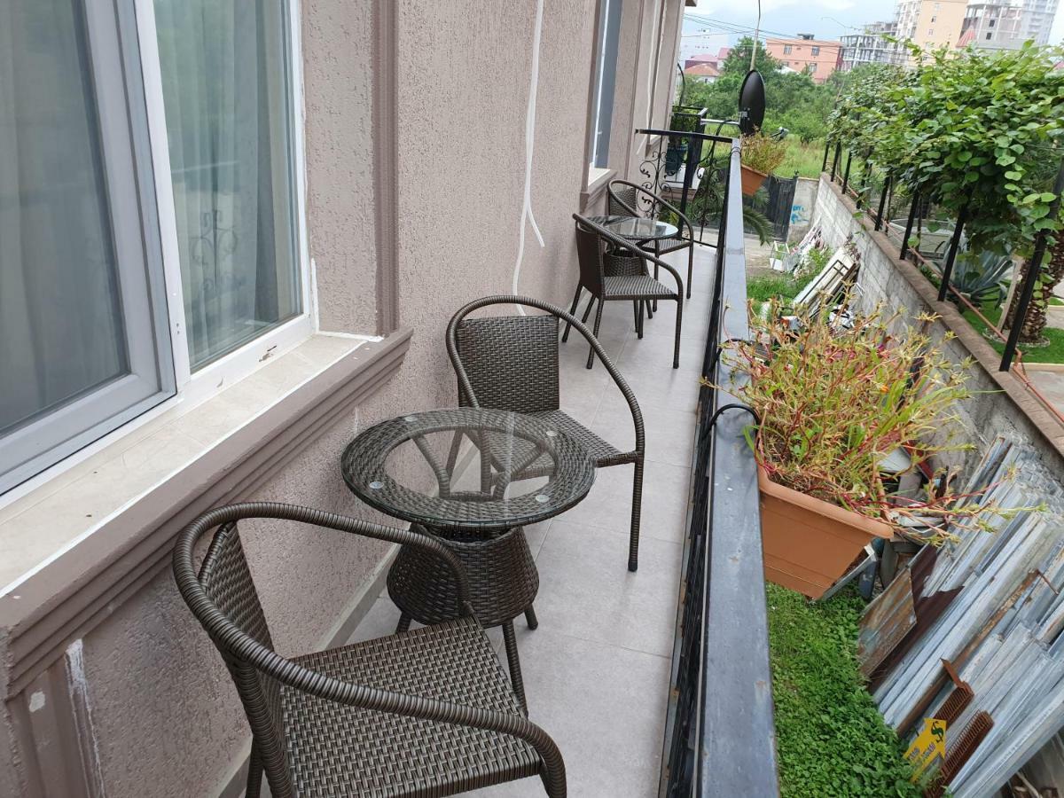 #Home-11 Batumi Exteriör bild